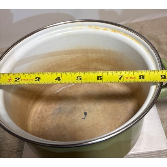 Vintage Avocado Green Enamelware Cooking Pot With Lid 9" Diameter - Picture 8 of 9